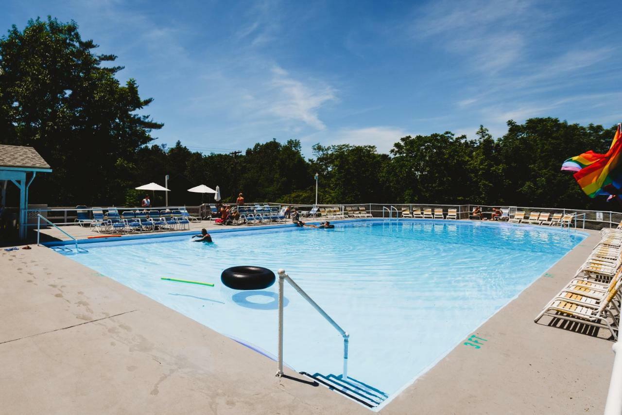 Rainbow Mountain Resort - Lgbtq Friendly East Stroudsburg Exteriör bild